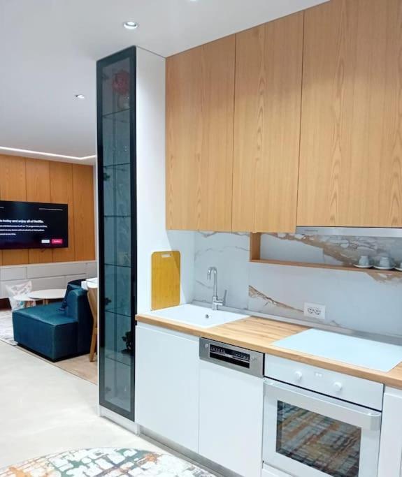 Apartmán Tirana Road Blloku Area Exteriér fotografie
